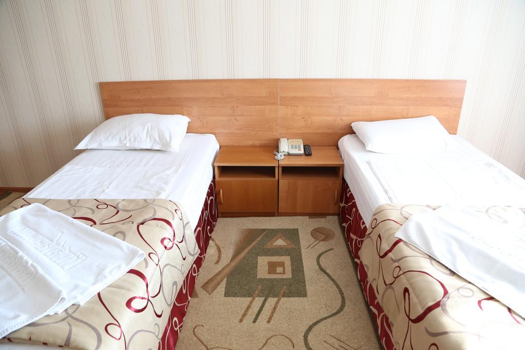 Zhassybi Hotel Αστάνα Εξωτερικό φωτογραφία