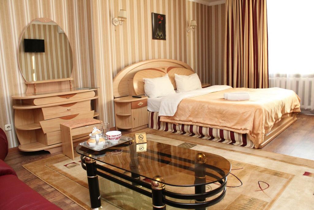 Zhassybi Hotel Αστάνα Εξωτερικό φωτογραφία